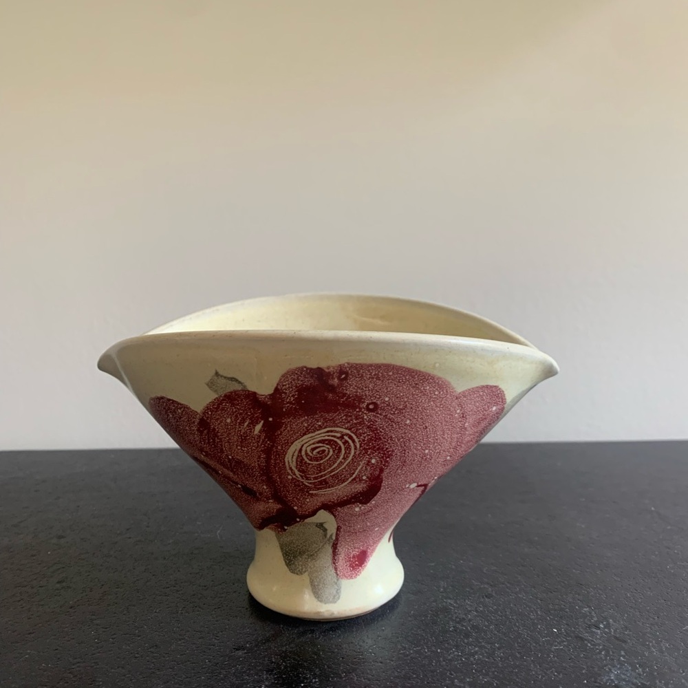 Elegant Pottery dish with Floral Design
